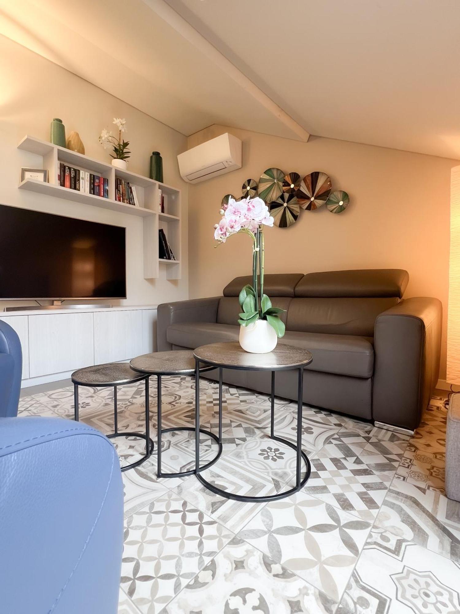 Comecasa 10 Minutes Walk From Duomo 2 Bedroom Apartment Milano Eksteriør billede