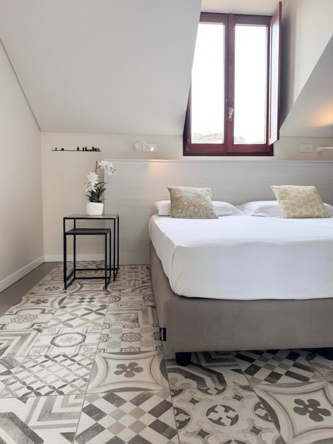 Comecasa 10 Minutes Walk From Duomo 2 Bedroom Apartment Milano Eksteriør billede